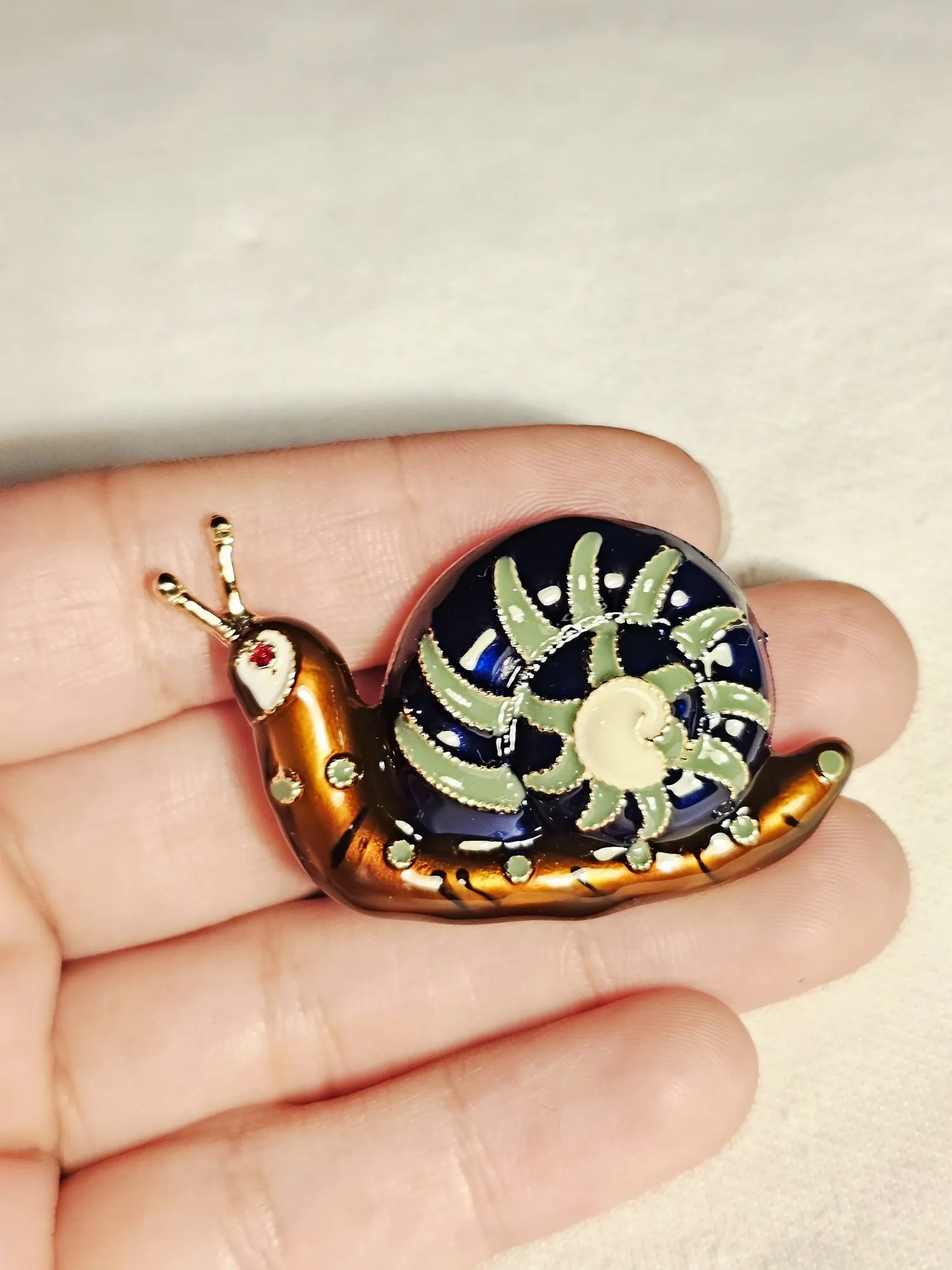 Dusky Snail view 2