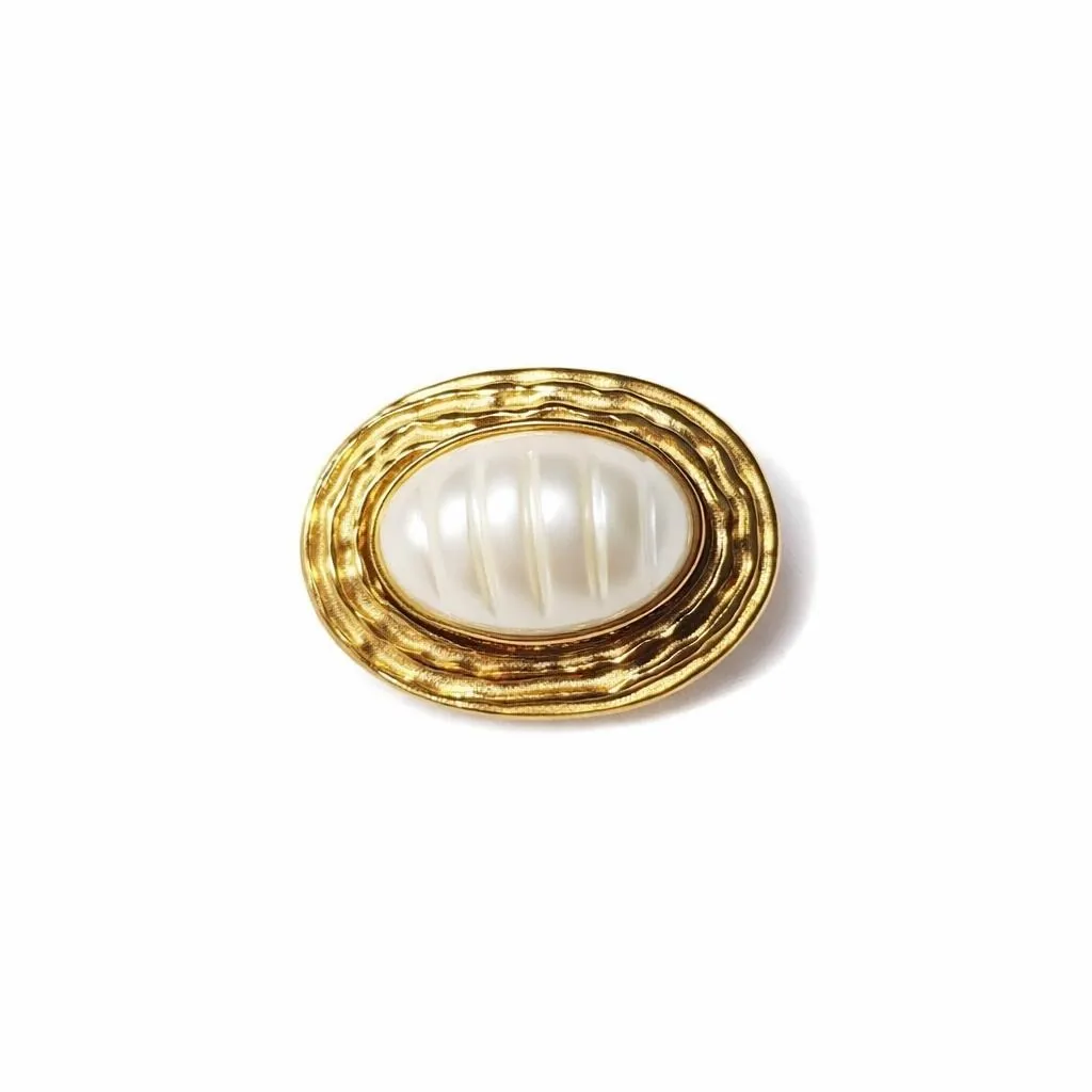 Oval Pearl Frame