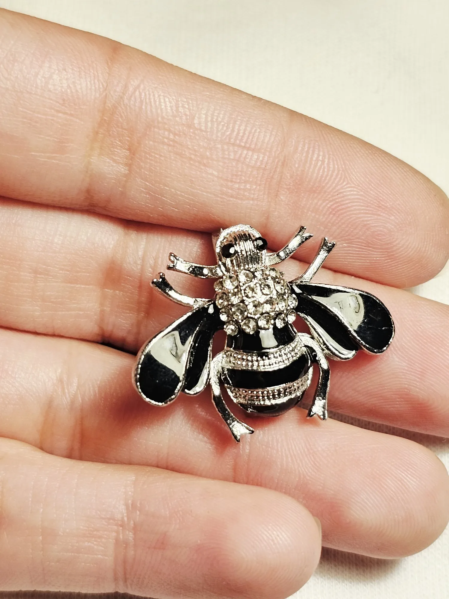 Tuxedo Bee view 2